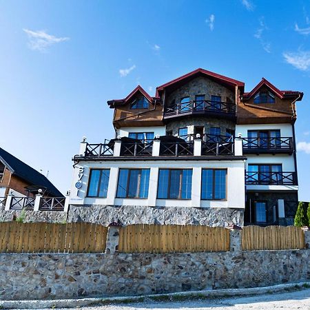 Svoi Hotel Palyanytsya Εξωτερικό φωτογραφία