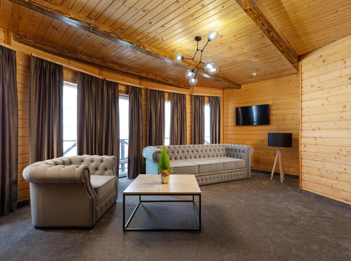 Svoi Hotel Palyanytsya Εξωτερικό φωτογραφία