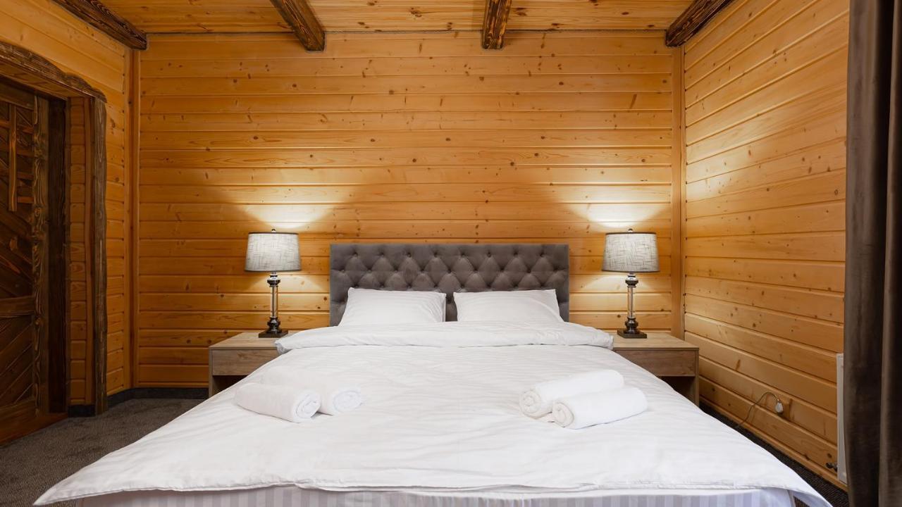 Svoi Hotel Palyanytsya Εξωτερικό φωτογραφία