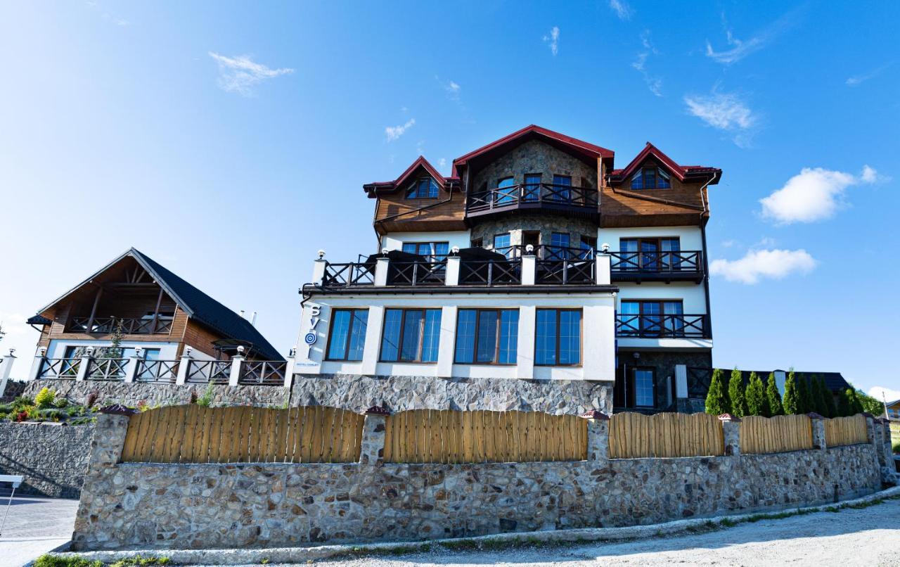 Svoi Hotel Palyanytsya Εξωτερικό φωτογραφία