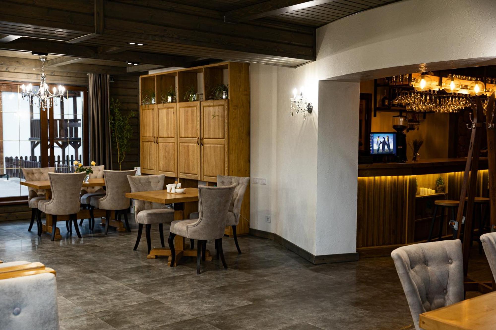 Svoi Hotel Palyanytsya Εξωτερικό φωτογραφία