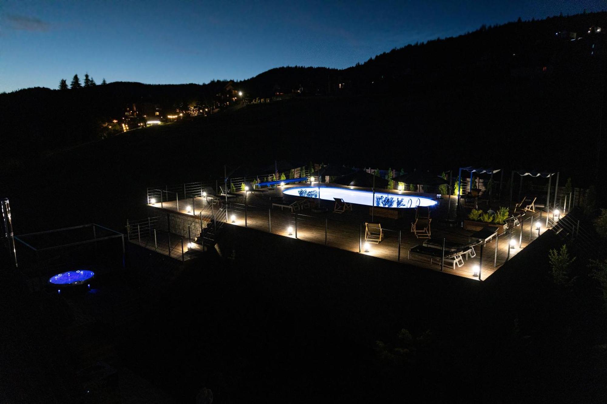 Svoi Hotel Palyanytsya Εξωτερικό φωτογραφία